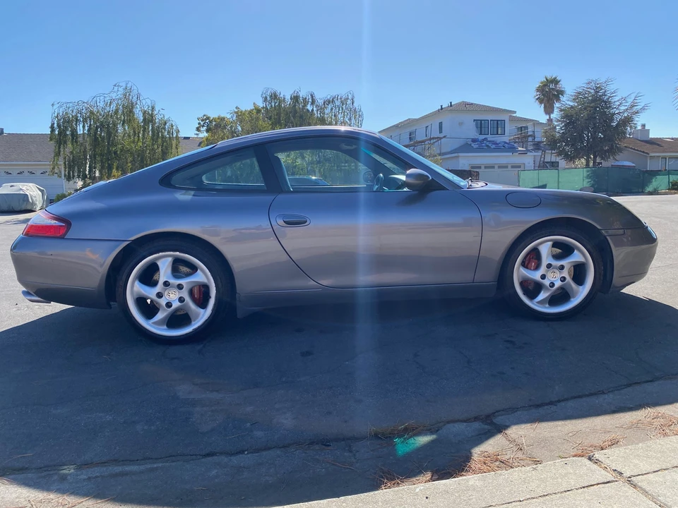 2001 Porsche 996 Carrera - Image 5 of 31