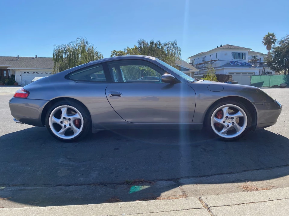 2001 Porsche 996 Carrera - Image 3 of 31