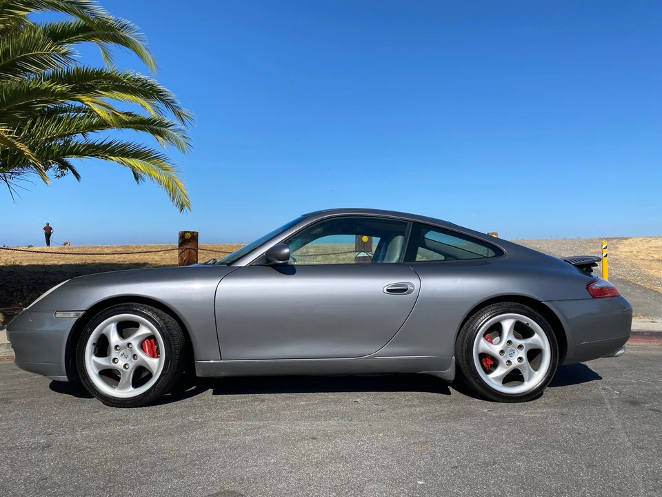 2001 Porsche 996 Carrera - Image 21 of 31
