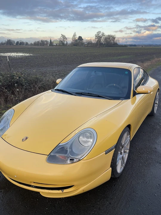 2001 Porsche 996 Carrera - Image 16 of 31