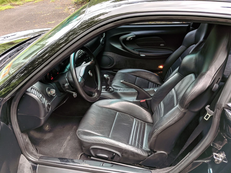 2001 Porsche 996 Carrera - Image 29 of 31