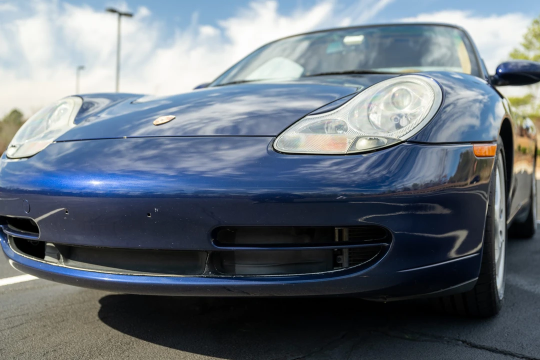 2001 Porsche 996 Carrera - Image 13 of 31