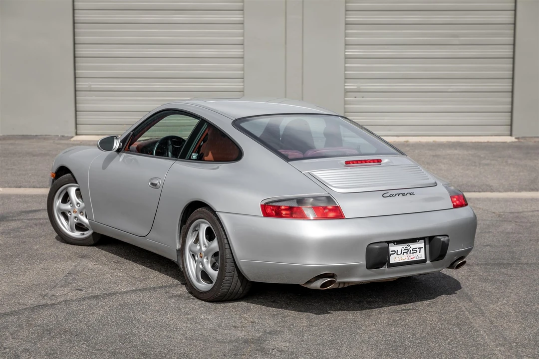 2001 Porsche 996 Carrera - Image 13 of 31