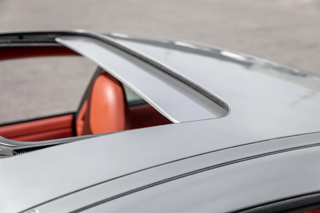 2001 Porsche 996 Carrera - Image 23 of 31