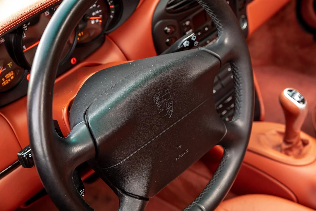 2001 Porsche 996 Carrera - Image 28 of 31