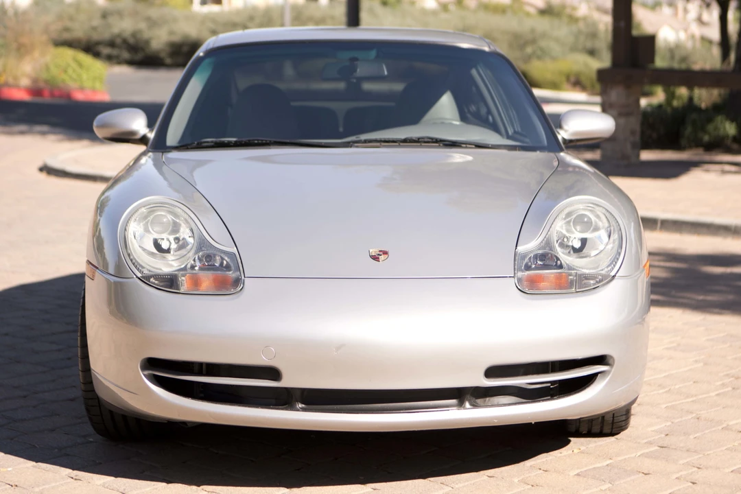 2001 Porsche 996 Carrera - Image 2 of 31