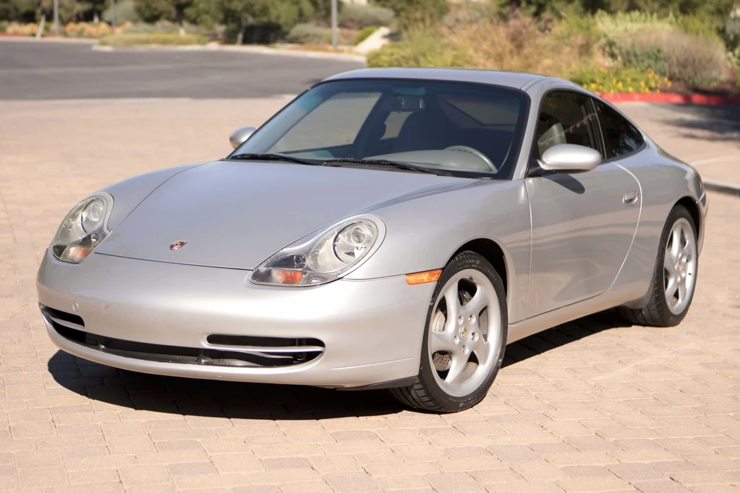 2001 Porsche 996 Carrera - Image 7 of 31