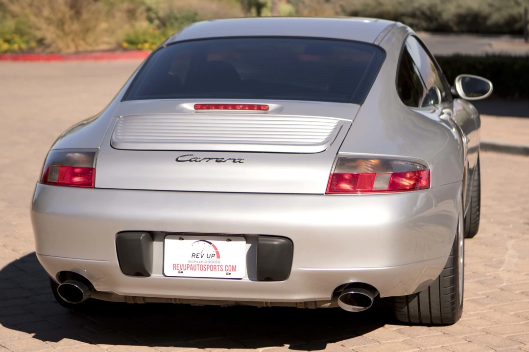 2001 Porsche 996 Carrera - Image 23 of 31