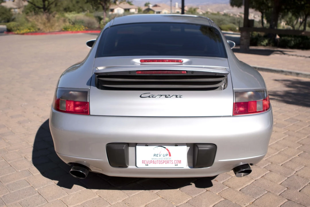 2001 Porsche 996 Carrera - Image 18 of 31