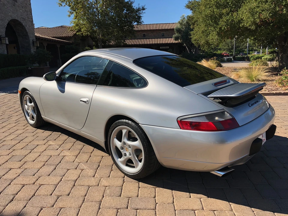 2001 Porsche 996 Carrera - Image 15 of 31