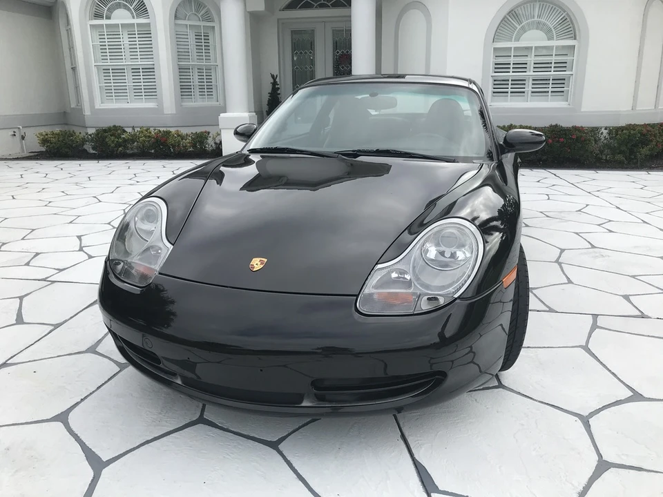 2001 Porsche 996 Carrera - Image 7 of 31