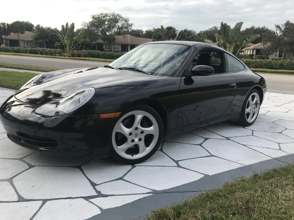 2001 Porsche 996 Carrera - Image 8 of 31