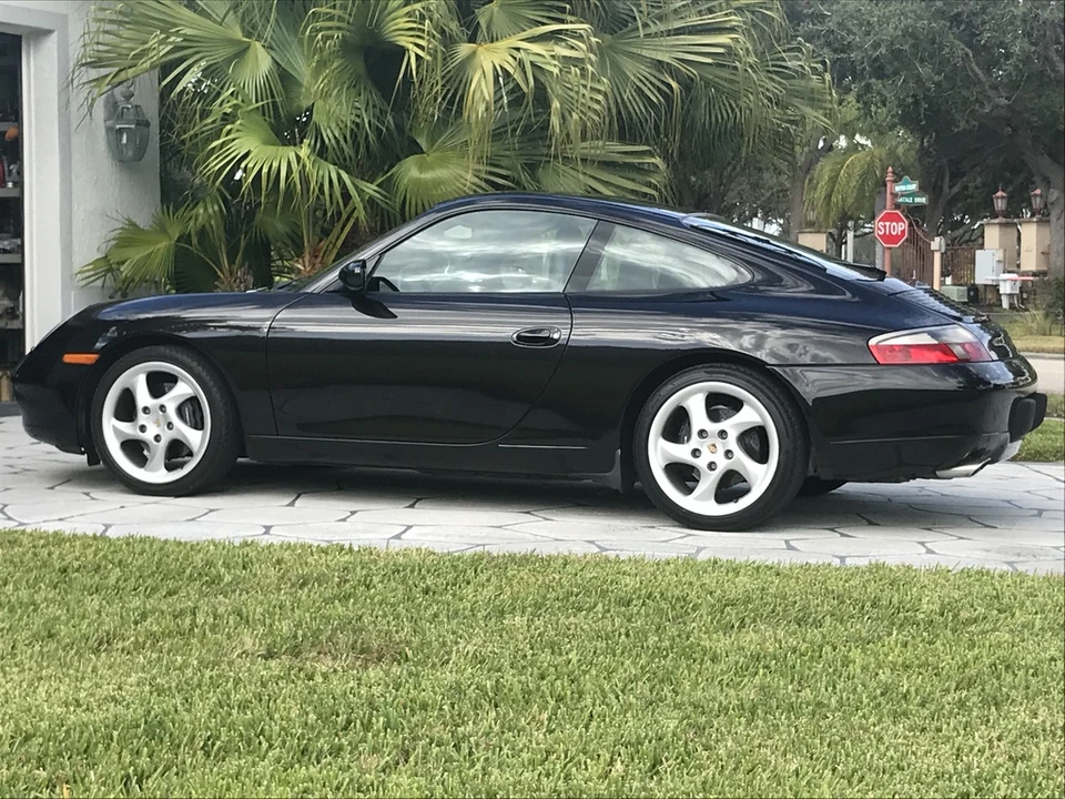 2001 Porsche 996 Carrera - Image 12 of 31
