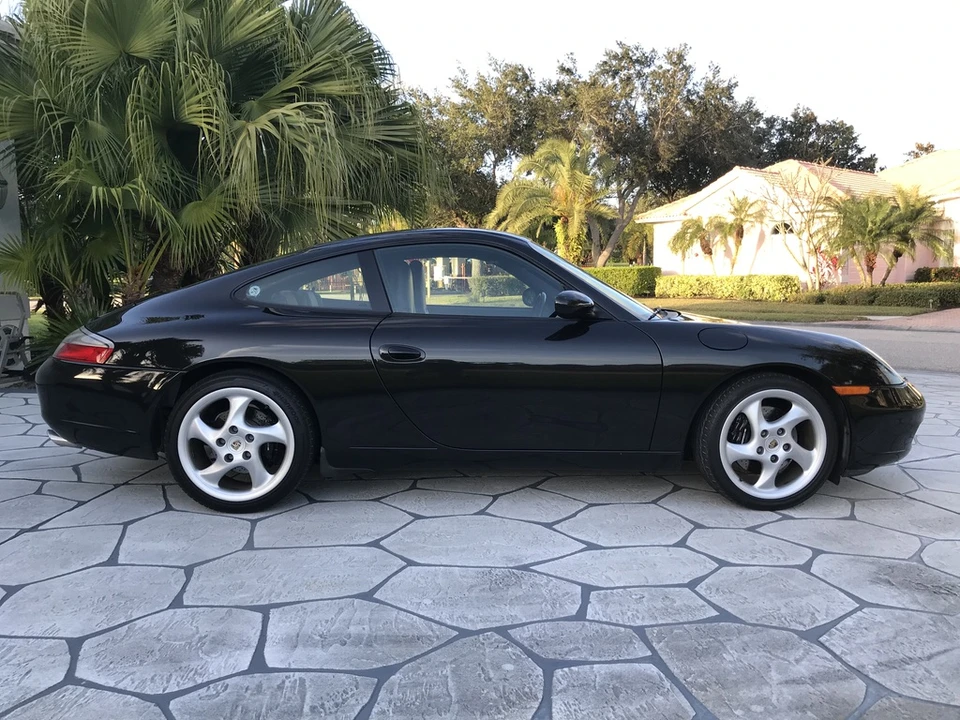 2001 Porsche 996 Carrera - Image 22 of 31