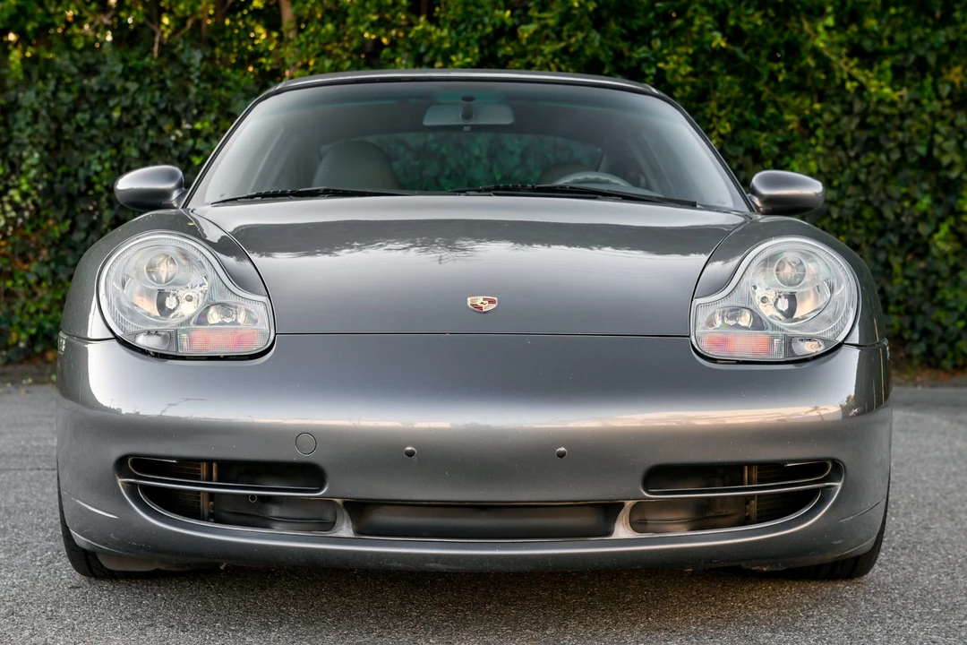2001 Porsche 996 Carrera - Image 8 of 31