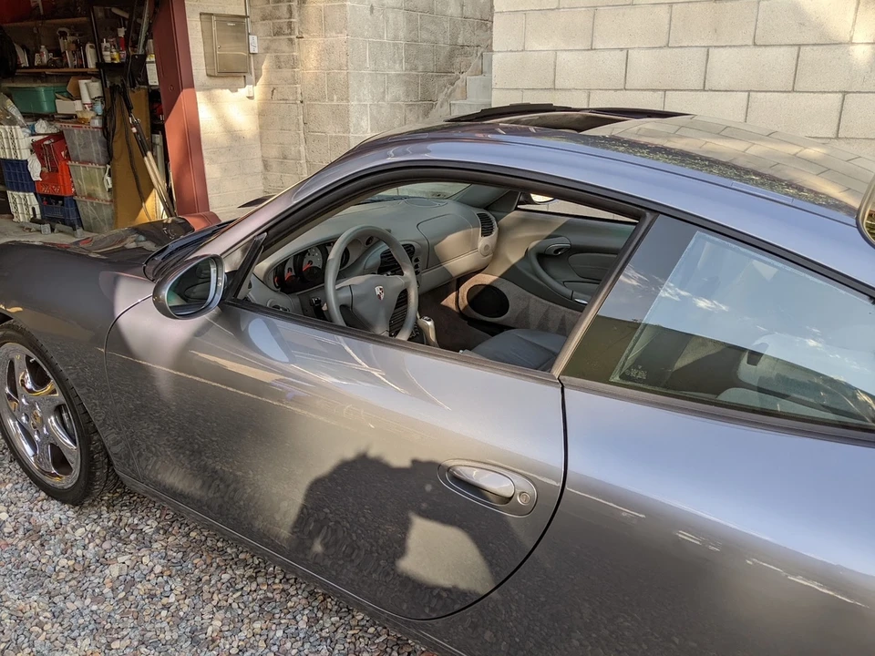 2001 Porsche 996 Carrera - Image 23 of 31