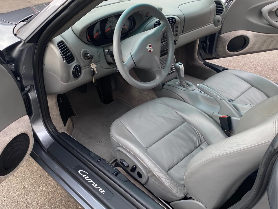 2001 Porsche 996 Carrera - Image 29 of 31