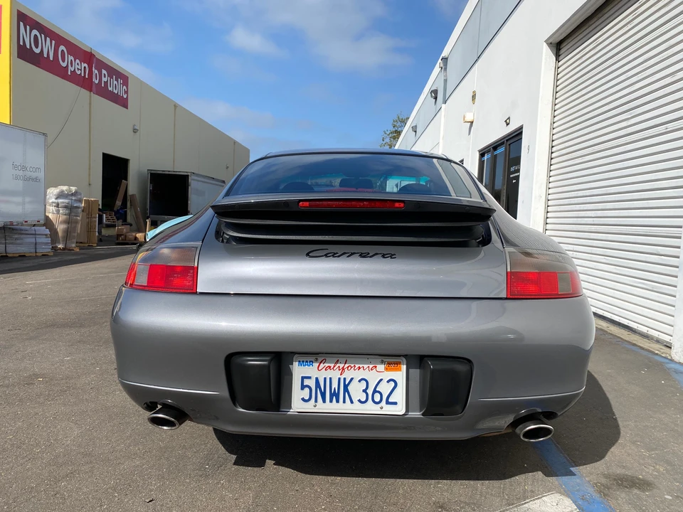 2001 Porsche 996 Carrera - Image 8 of 31