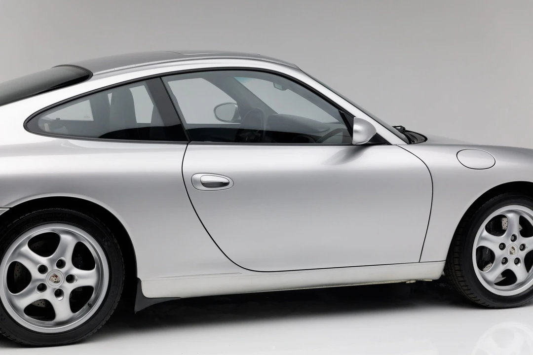 2001 Porsche 996 Carrera - Image 20 of 31