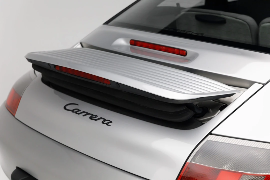 2001 Porsche 996 Carrera - Image 26 of 31