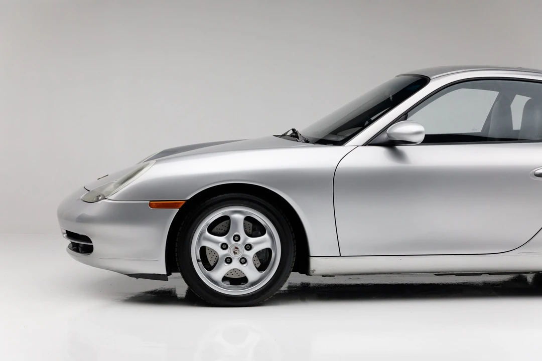 2001 Porsche 996 Carrera - Image 11 of 31