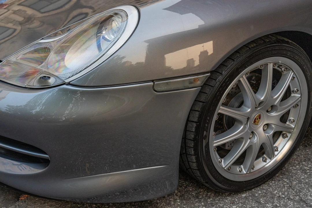 2001 Porsche 996 Carrera - Image 22 of 31