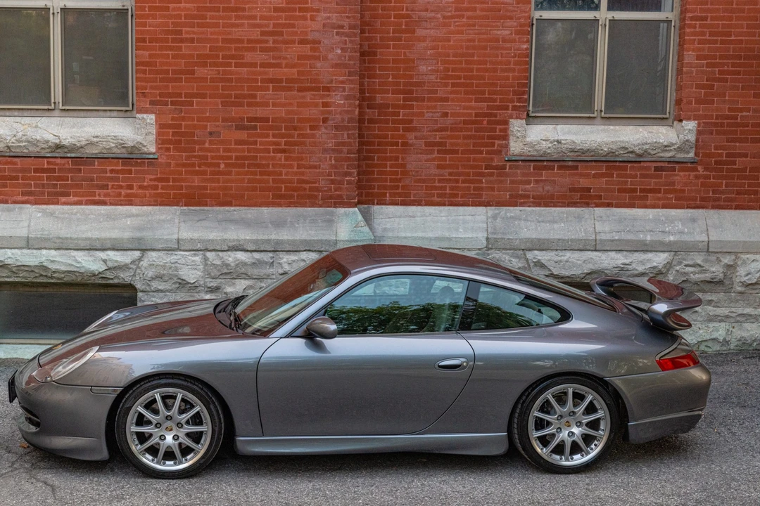 2001 Porsche 996 Carrera - Image 3 of 31