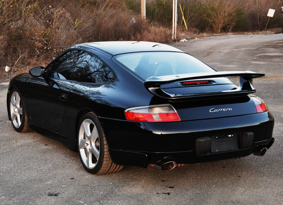 2001 Porsche 996 Carrera - Image 24 of 31