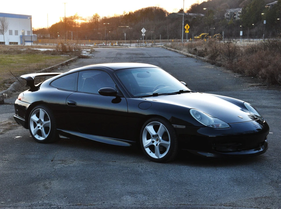 2001 Porsche 996 Carrera - Image 17 of 31