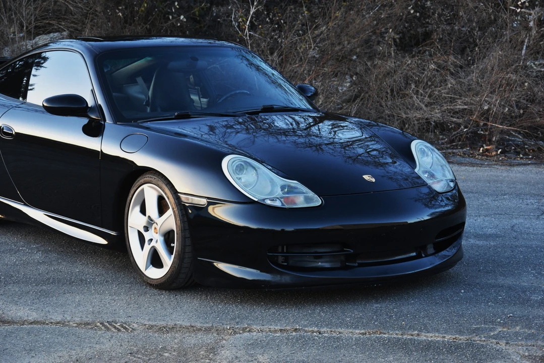 2001 Porsche 996 Carrera - Image 30 of 31