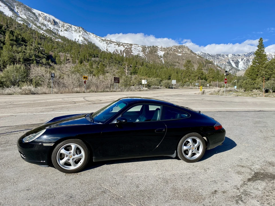 2001 Porsche 996 Carrera - Image 11 of 31