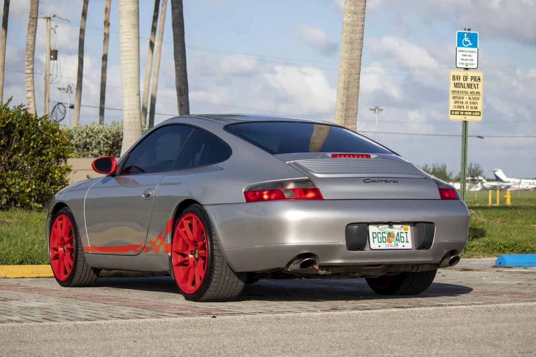 2001 Porsche 996 Carrera - Image 22 of 31