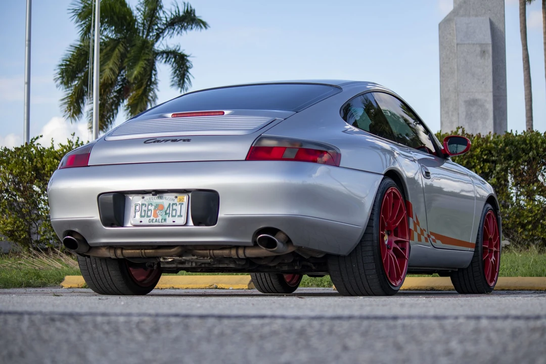 2001 Porsche 996 Carrera - Image 14 of 31
