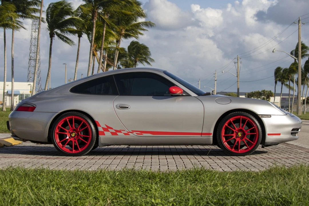 2001 Porsche 996 Carrera - Image 4 of 31