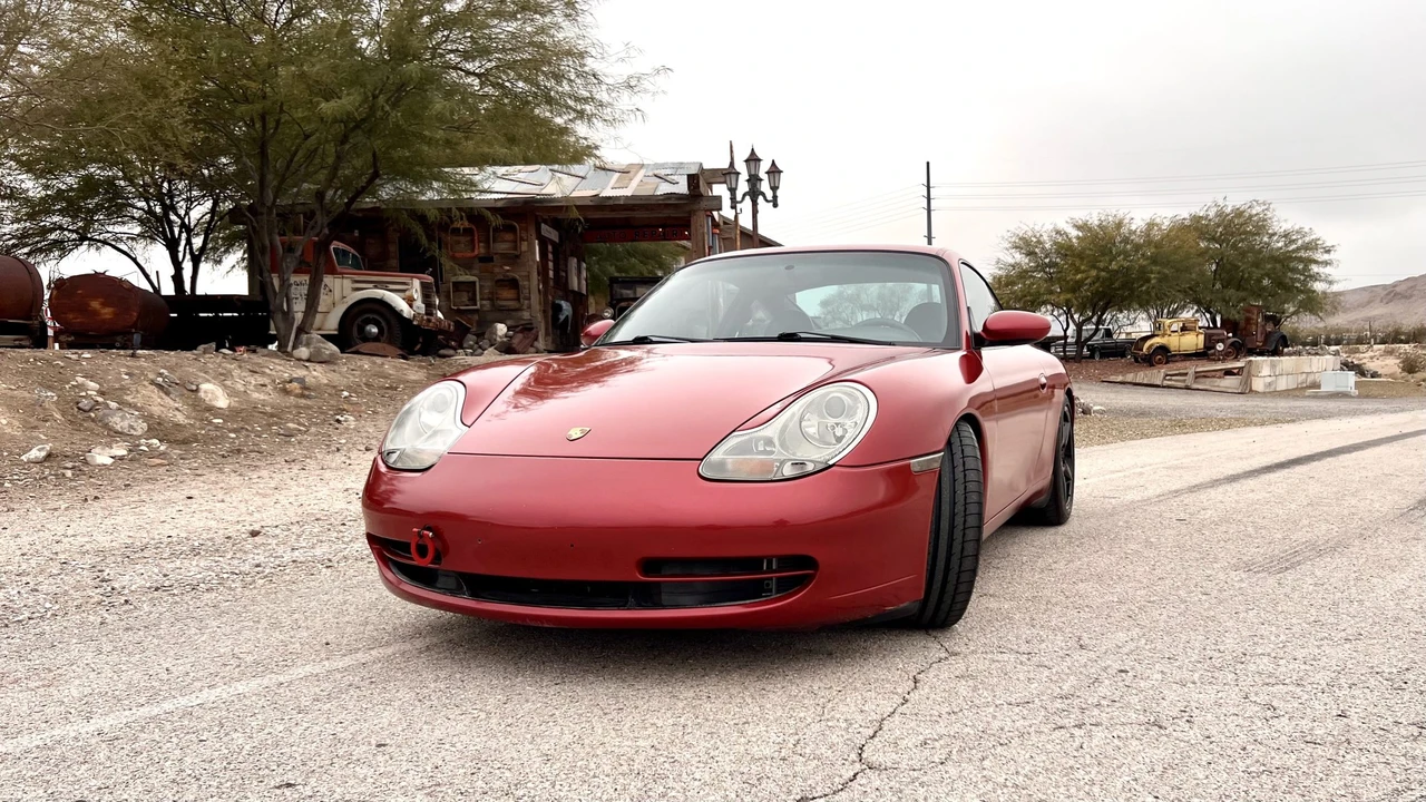 2001 Porsche 996 Carrera - Image 13 of 31