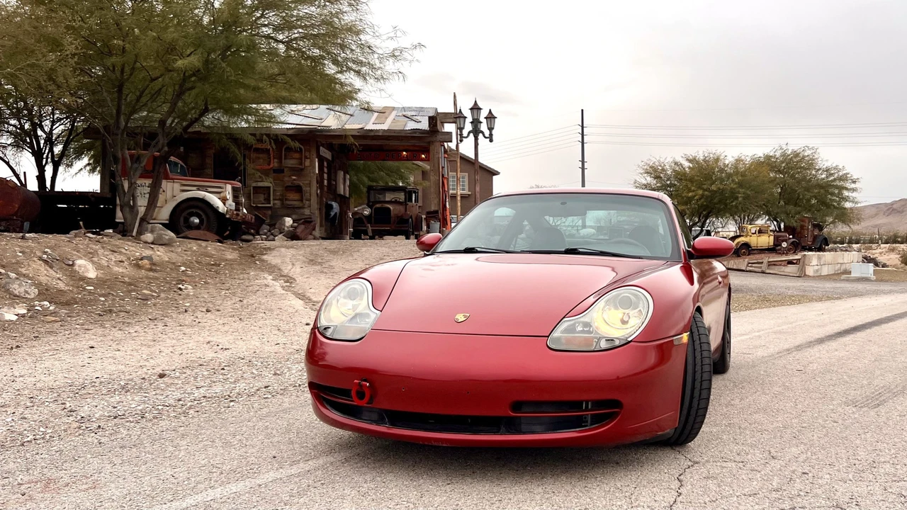 2001 Porsche 996 Carrera - Image 14 of 31