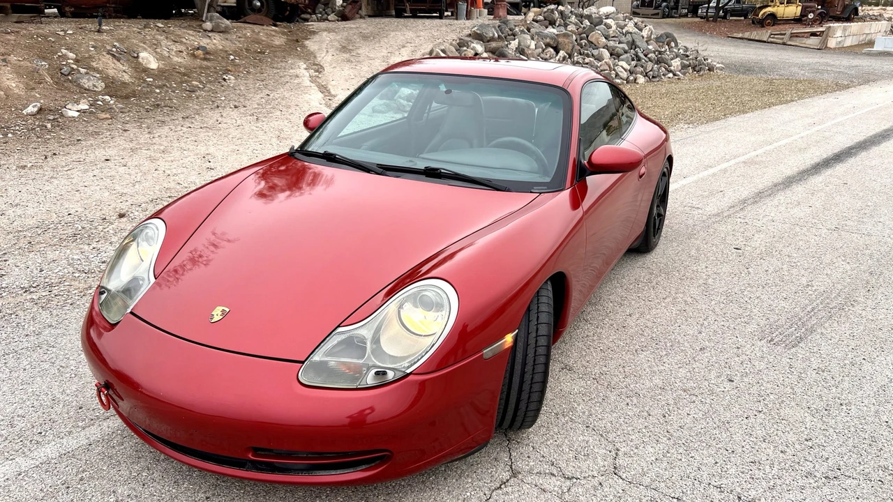 2001 Porsche 996 Carrera - Image 15 of 31