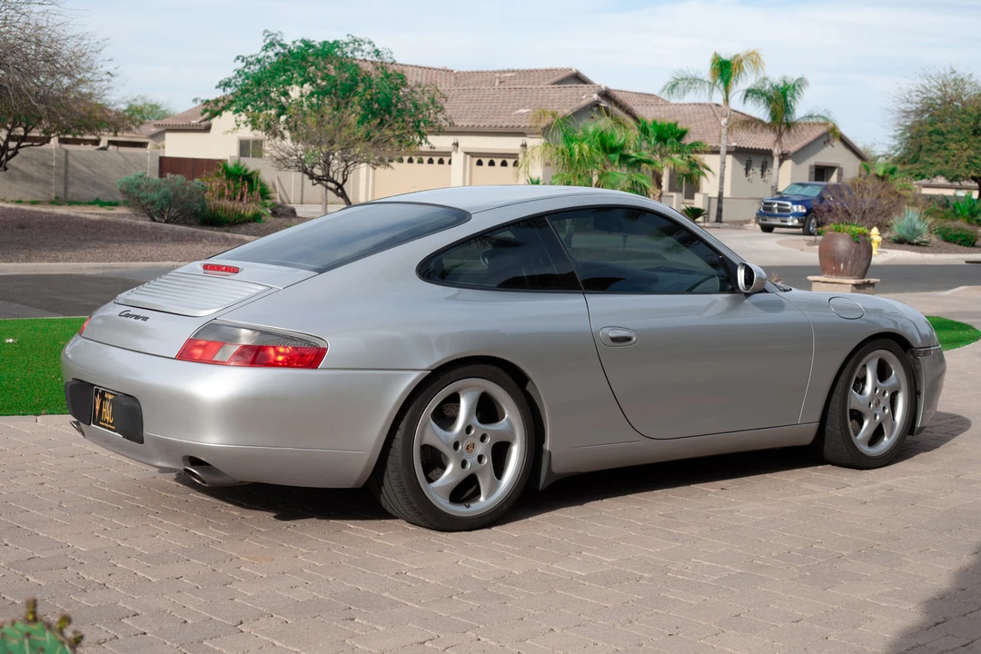 2001 Porsche 996 Carrera - Image 4 of 31