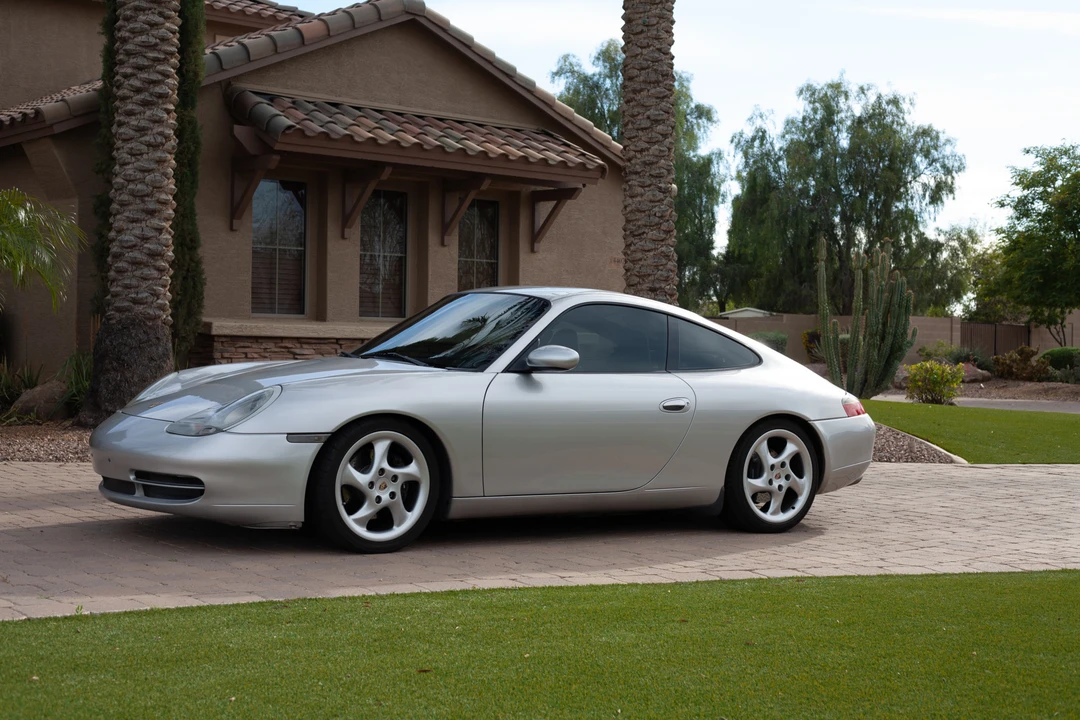 2001 Porsche 996 Carrera - Image 8 of 31