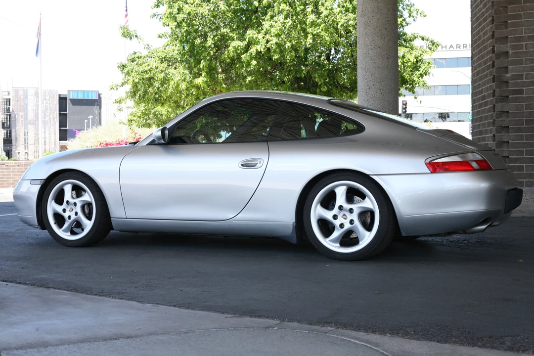 2001 Porsche 996 Carrera - Image 27 of 31