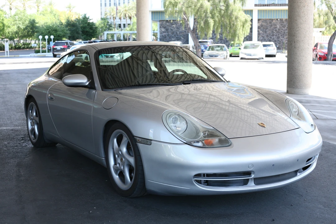 2001 Porsche 996 Carrera - Image 16 of 31