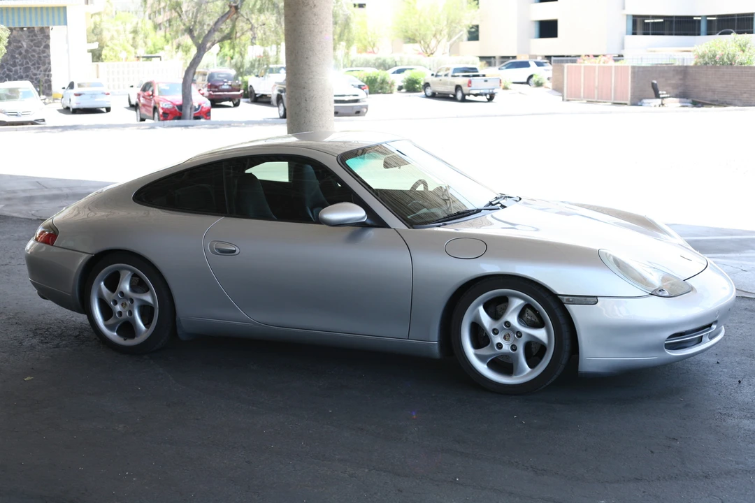 2001 Porsche 996 Carrera - Image 19 of 31