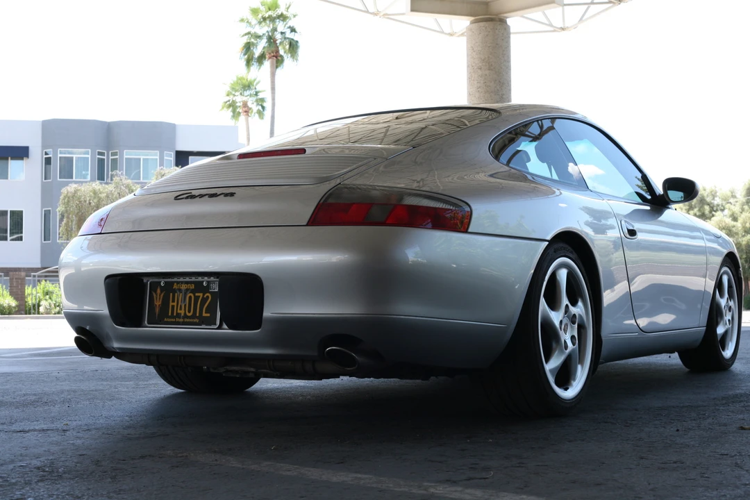2001 Porsche 996 Carrera - Image 22 of 31