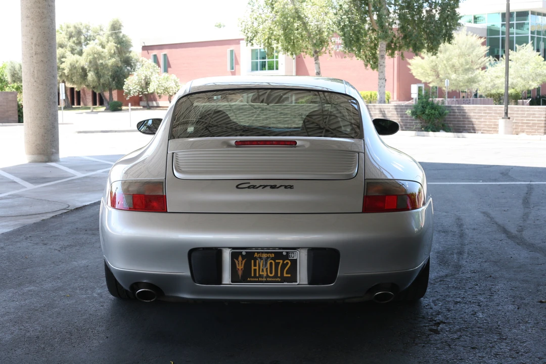 2001 Porsche 996 Carrera - Image 23 of 31