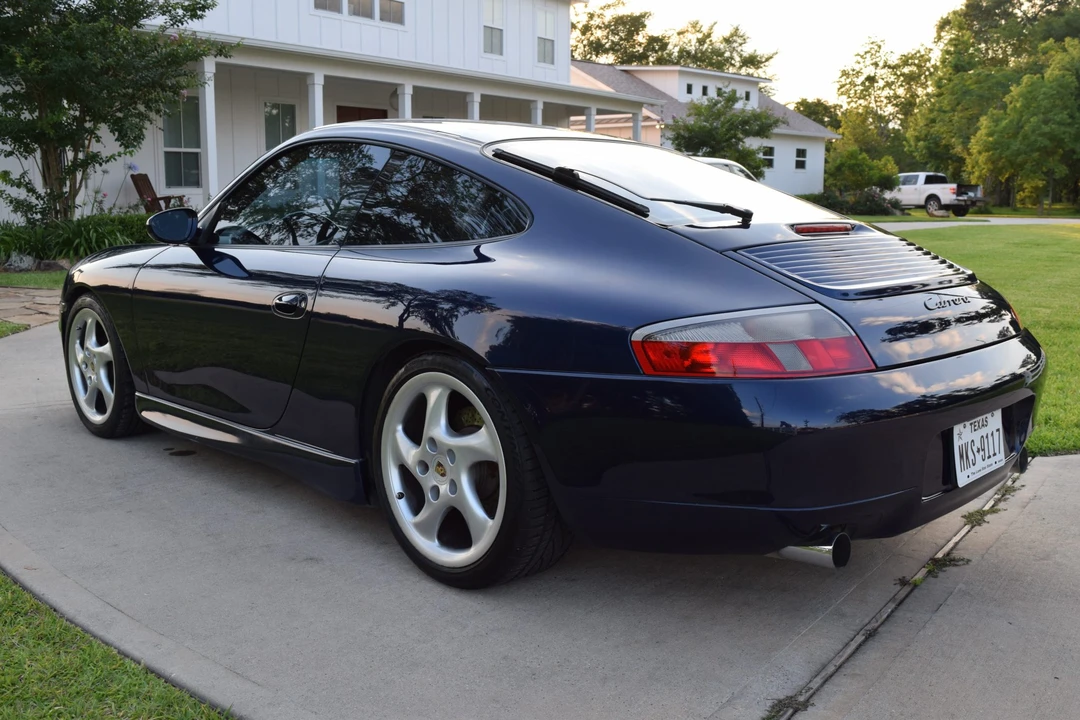 2001 Porsche 996 Carrera - Image 6 of 31