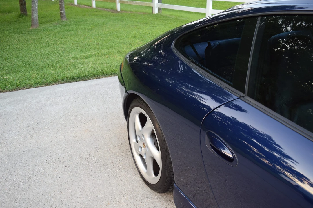 2001 Porsche 996 Carrera - Image 20 of 31