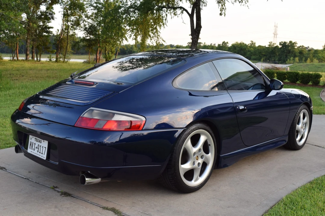2001 Porsche 996 Carrera - Image 7 of 31