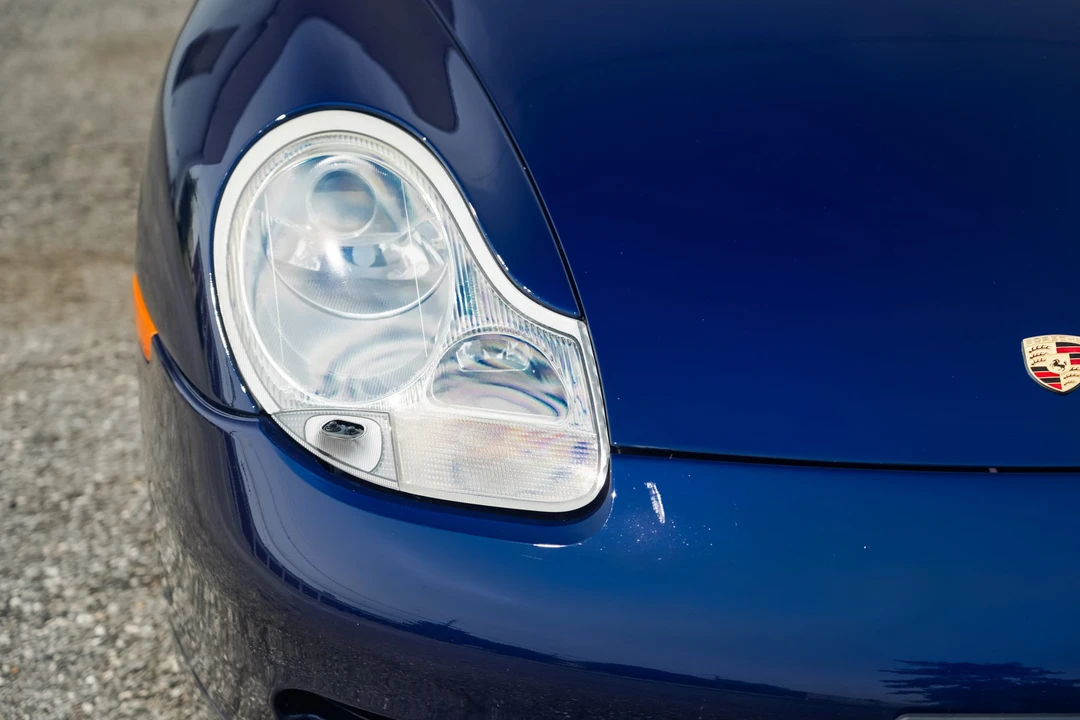 2001 Porsche 996 Carrera - Image 27 of 31