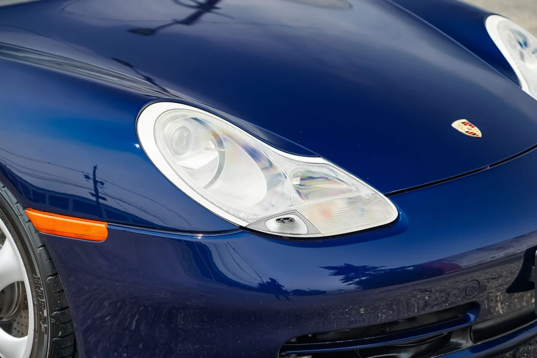 2001 Porsche 996 Carrera - Image 25 of 31