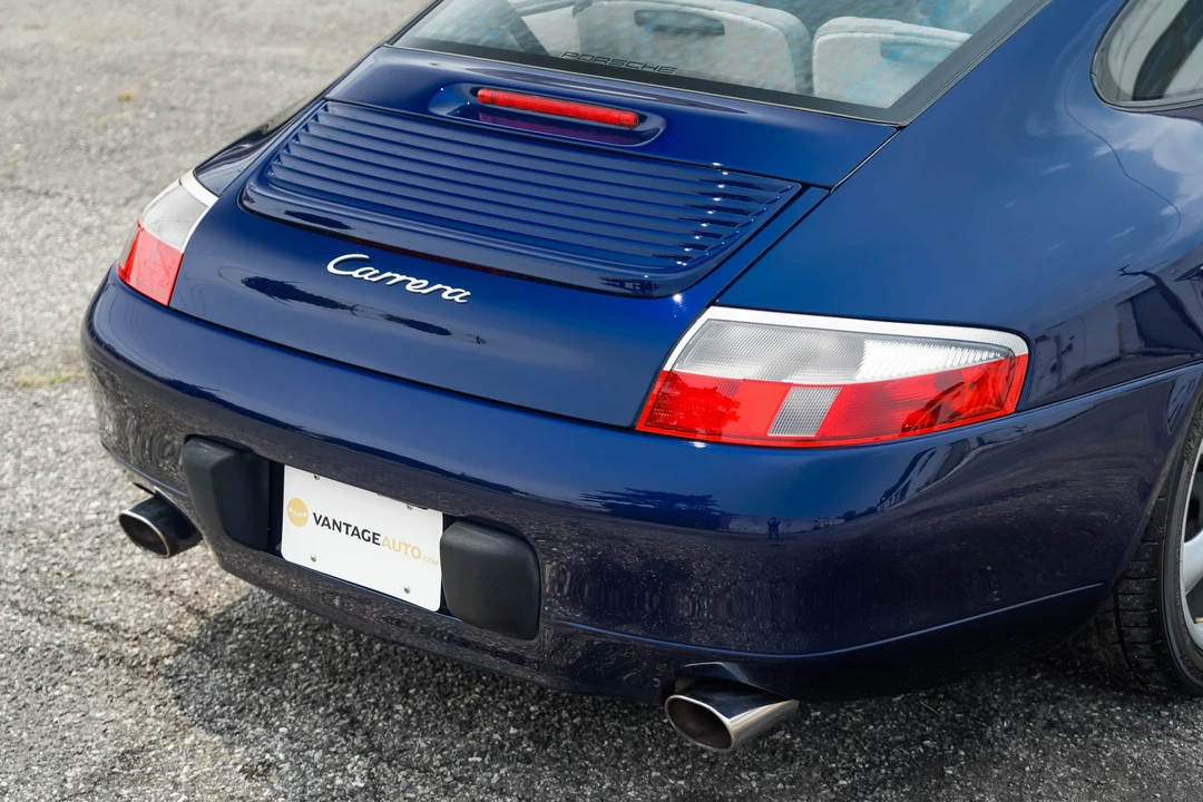 2001 Porsche 996 Carrera - Image 30 of 31